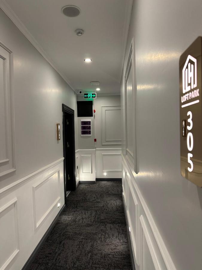 Park Hotel & Private Transportation Istanbul Airport-By Loft Arnavutkoy Экстерьер фото